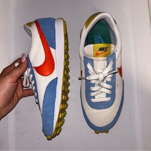 NIKE - similar to Cortez shoe